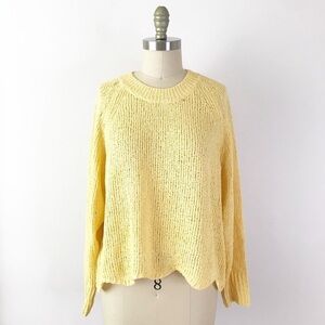 Stitch‎ Fix Butter Yellow Scallop Hem Cropped Sweater Cute Pastel Buttercup
